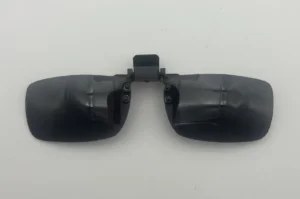 Clip lunettes de soleil rectangulaire verres fumés polarisés vue face