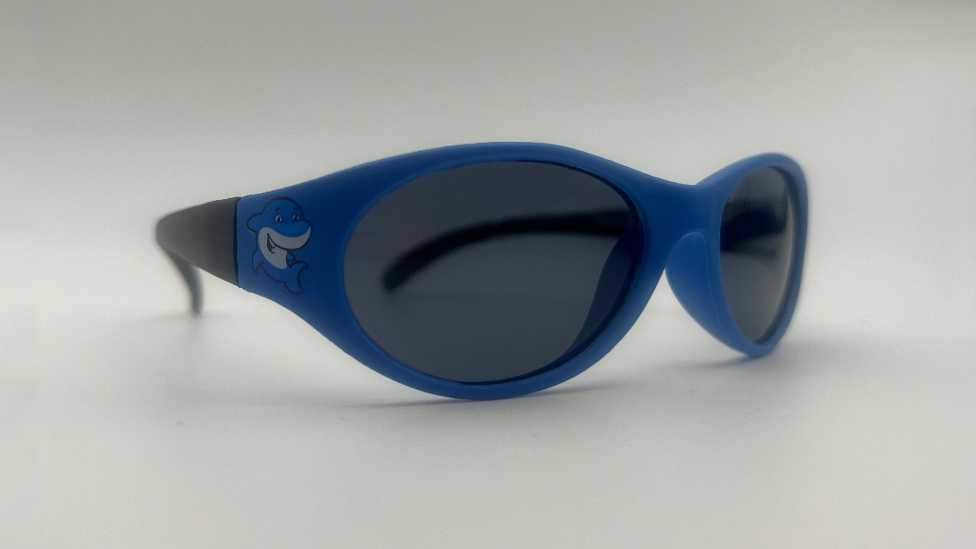 Lunettes Bébé Bleu - Angle Lunettes de soleil bébé bleu verres noirs polarisés vue angle