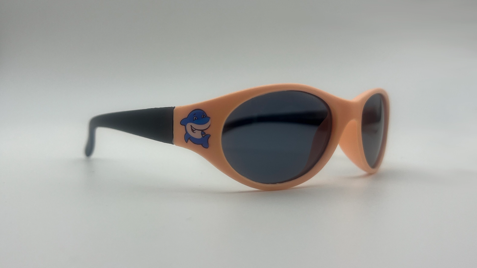 Lunettes Bébé Orange - Angle Lunettes de soleil bébé orange verres noirs polarisés vue angle
