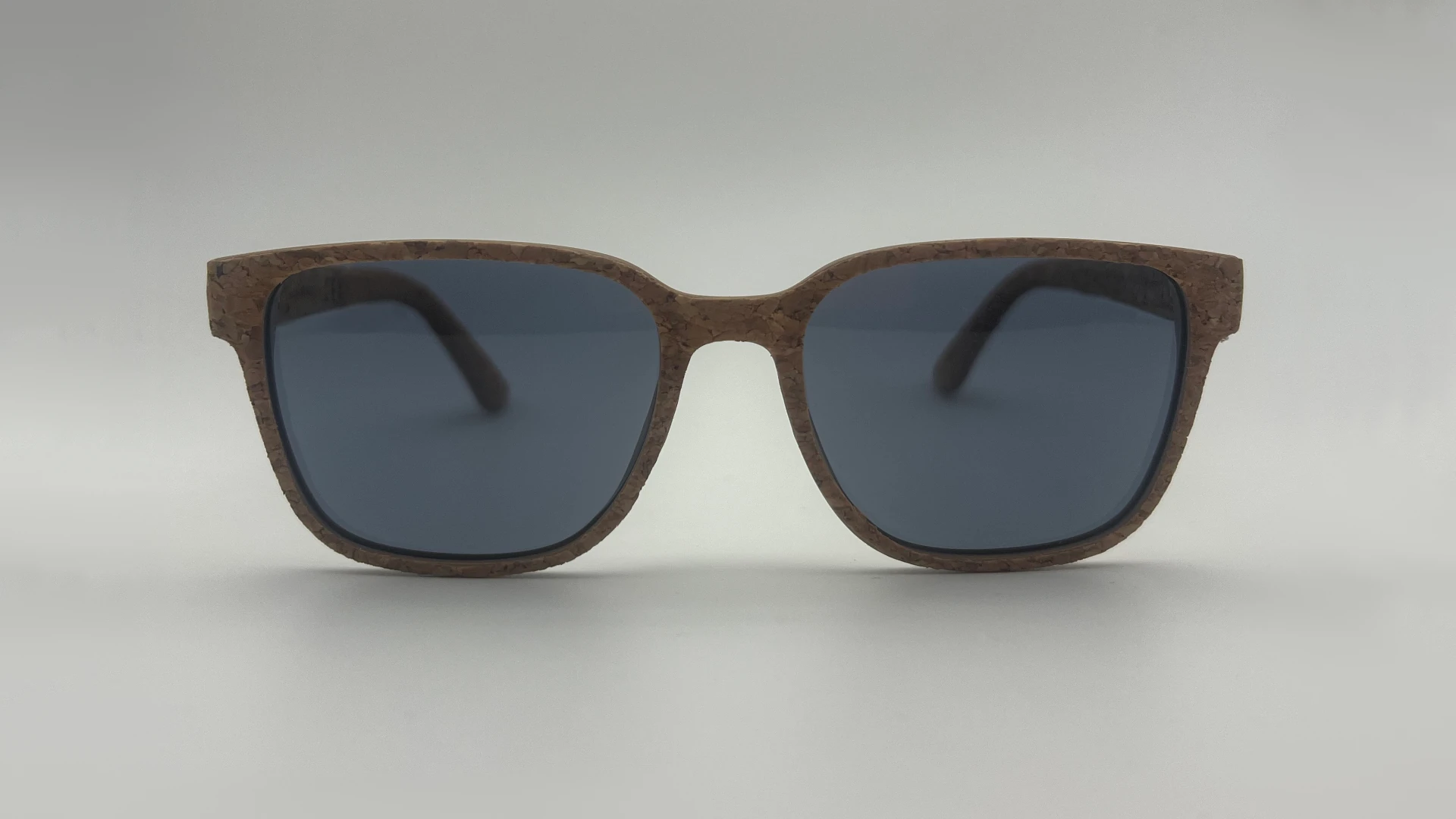 Lunettes Bois Wellington - Face Lunettes de soleil en bois wellington verres gris polarisés vue face
