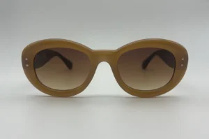 Lunettes de soleil oeil de chat camel verres marron dégradé vue face