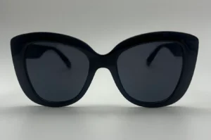 Lunettes de soleil papillon noir verres noirs vue face