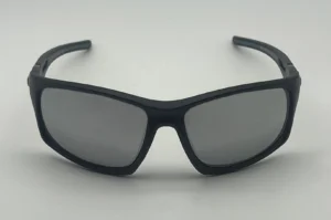 Lunettes de soleil sport noir verres gris miroir polarisés vue face
