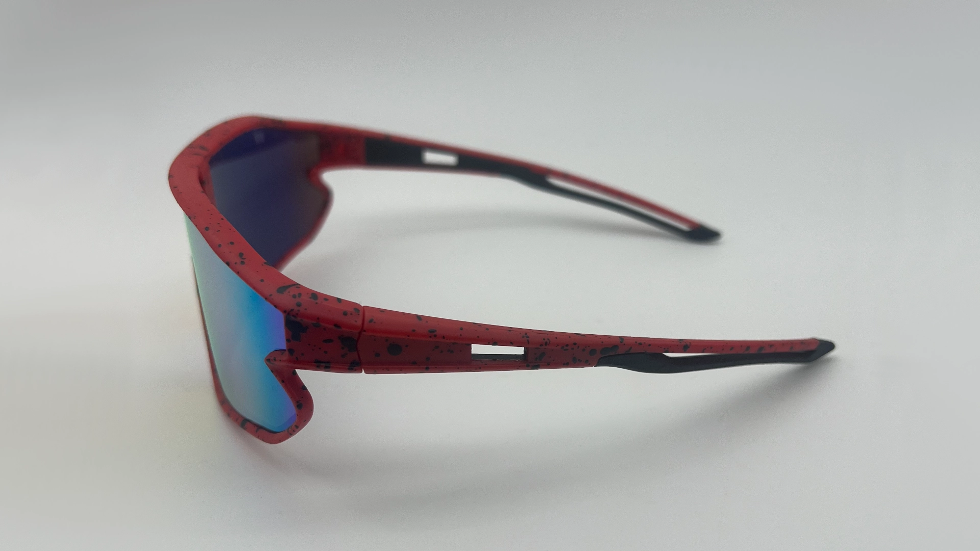 Lunettes Pit Viper Jaune - cote Lunettes de soleil style pit viper jaune miroir vue cote